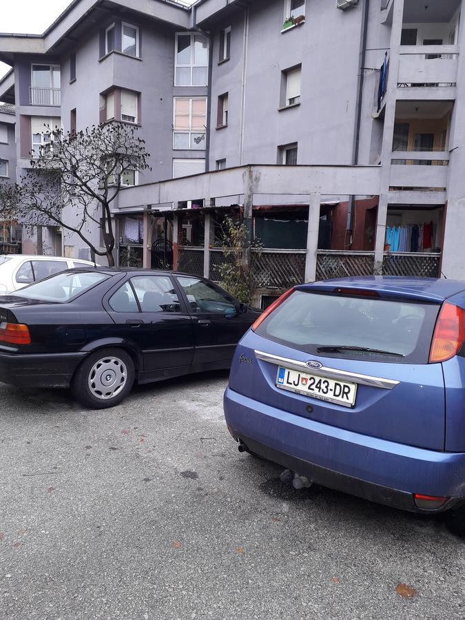 Apartments Lela Bihac Luaran gambar