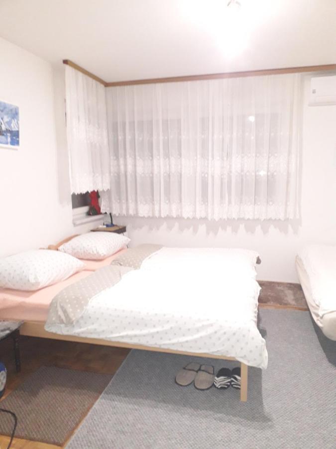 Apartments Lela Bihac Luaran gambar