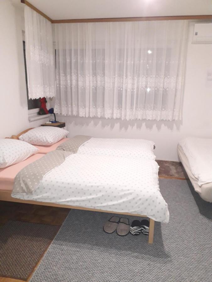 Apartments Lela Bihac Luaran gambar