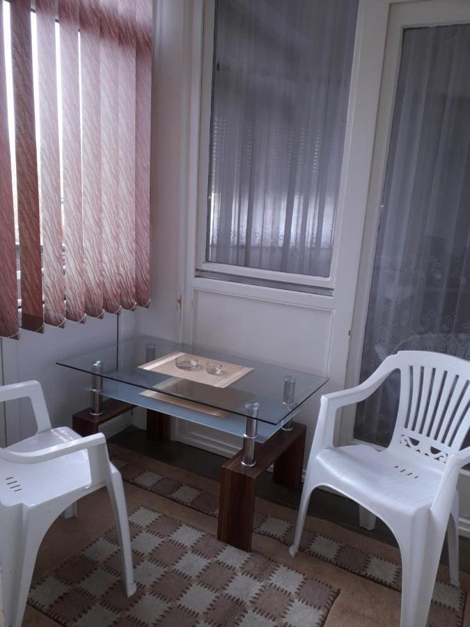 Apartments Lela Bihac Luaran gambar